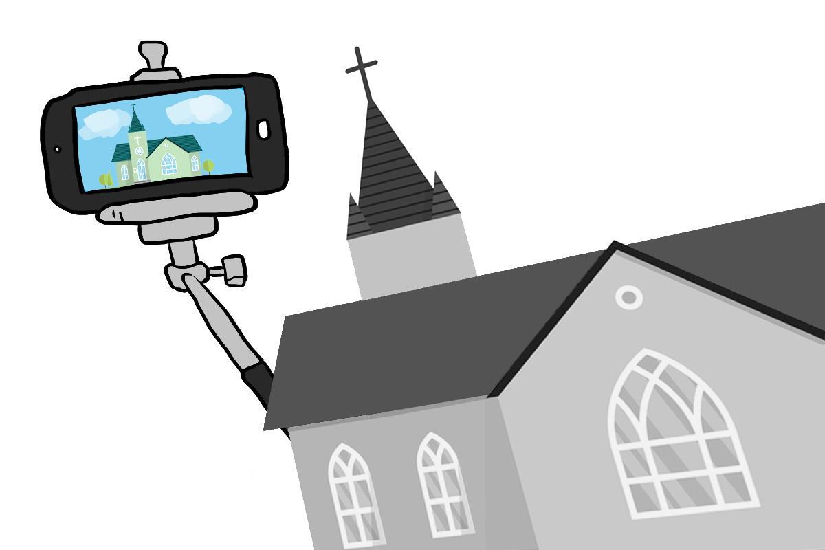 Kirkko on ahkera sosiaalisessa mediassa, ja sitä askarruttaa oma julkisuuskuvansa.